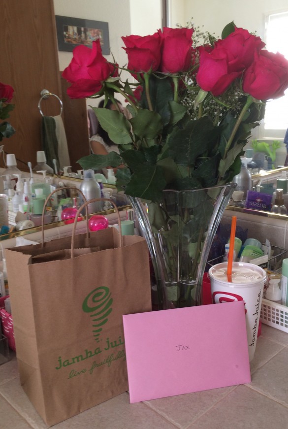 A dozen roses & Jamba Juice