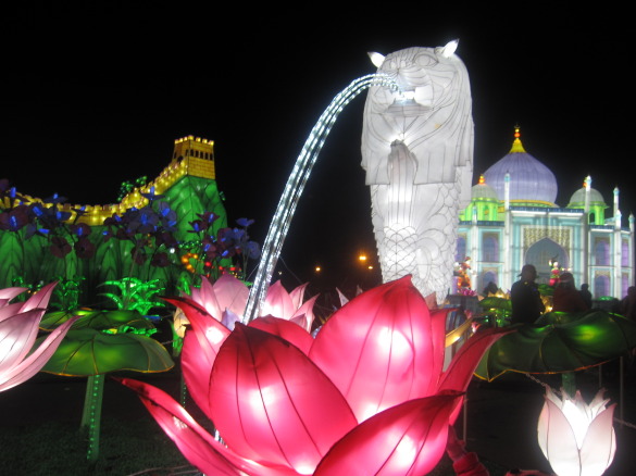 This lighted display looked like the lion was shooting water from it's mouth into the flower. 