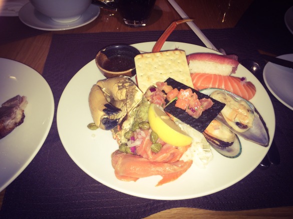 My 1st plate at the Cafe Too buffet