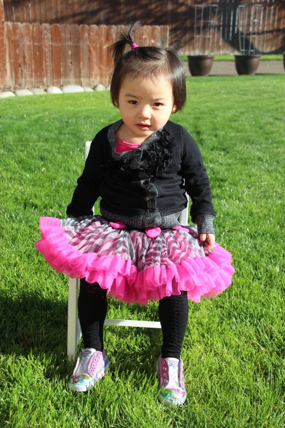 Hope, Roxy's biological cousin